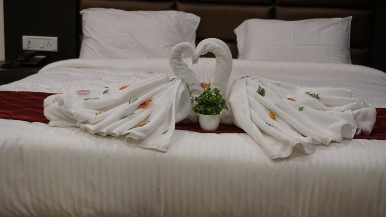 The Northern Lights Hotel Port Blair Buitenkant foto