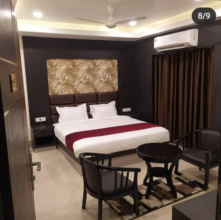 The Northern Lights Hotel Port Blair Buitenkant foto